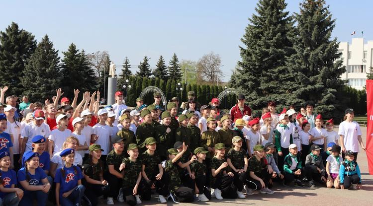 В Чернянском районе прошла военно-патриотическая игра «Зарница 2.0»